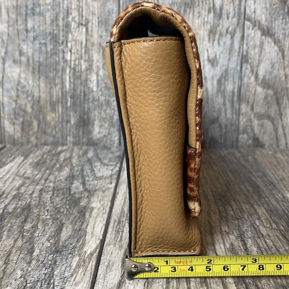 Vince Camuto Kimi clutch leather purse leopard - Picture 16 of 16